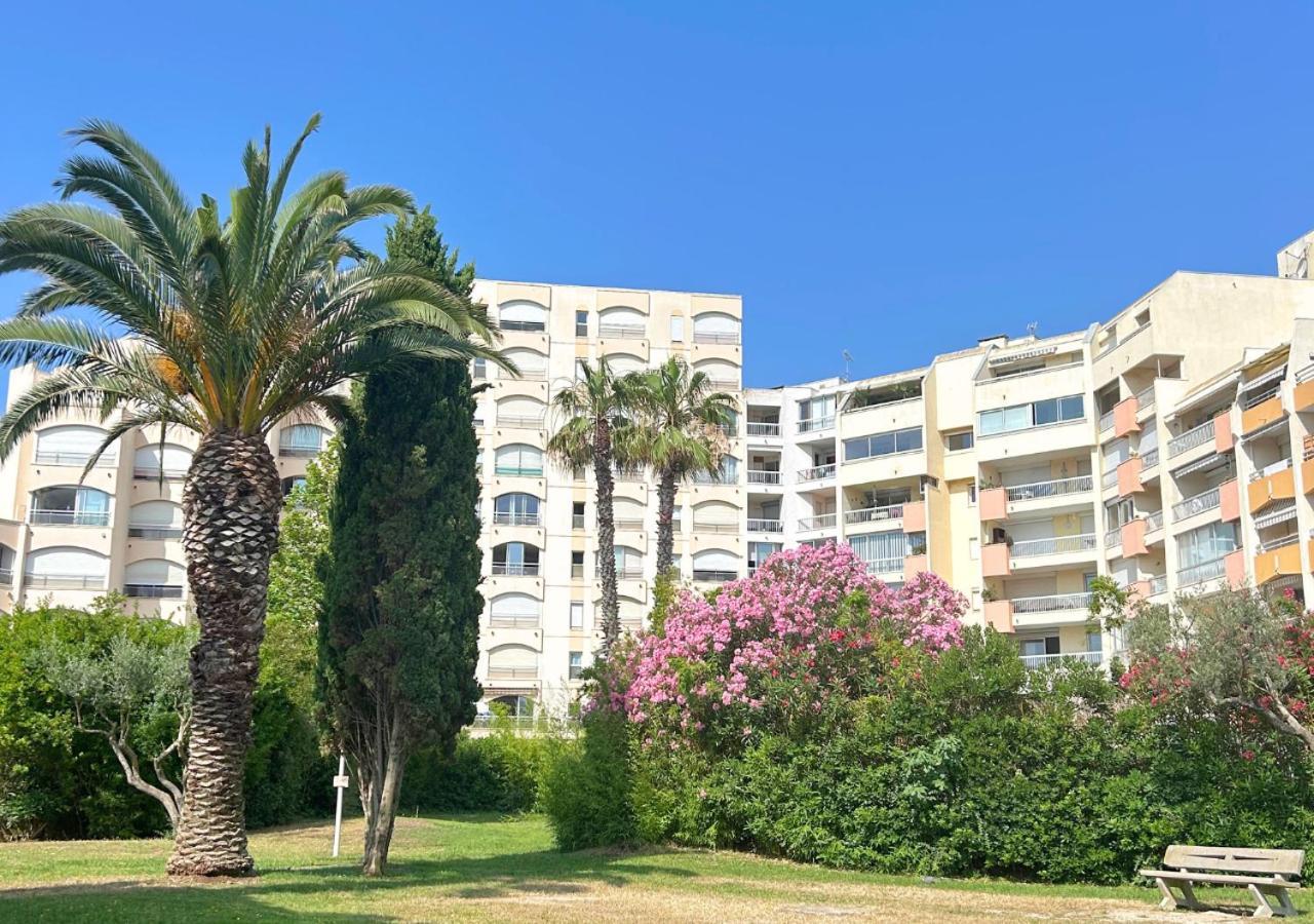 Le 2* Carnon-Plage